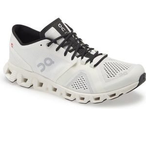 ON Cloud X Women’s 9.5